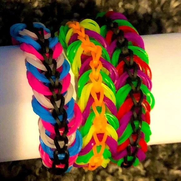 Another 3 pack of bracelets good for gifts -FestivalBraclet - Picture 1 of 4